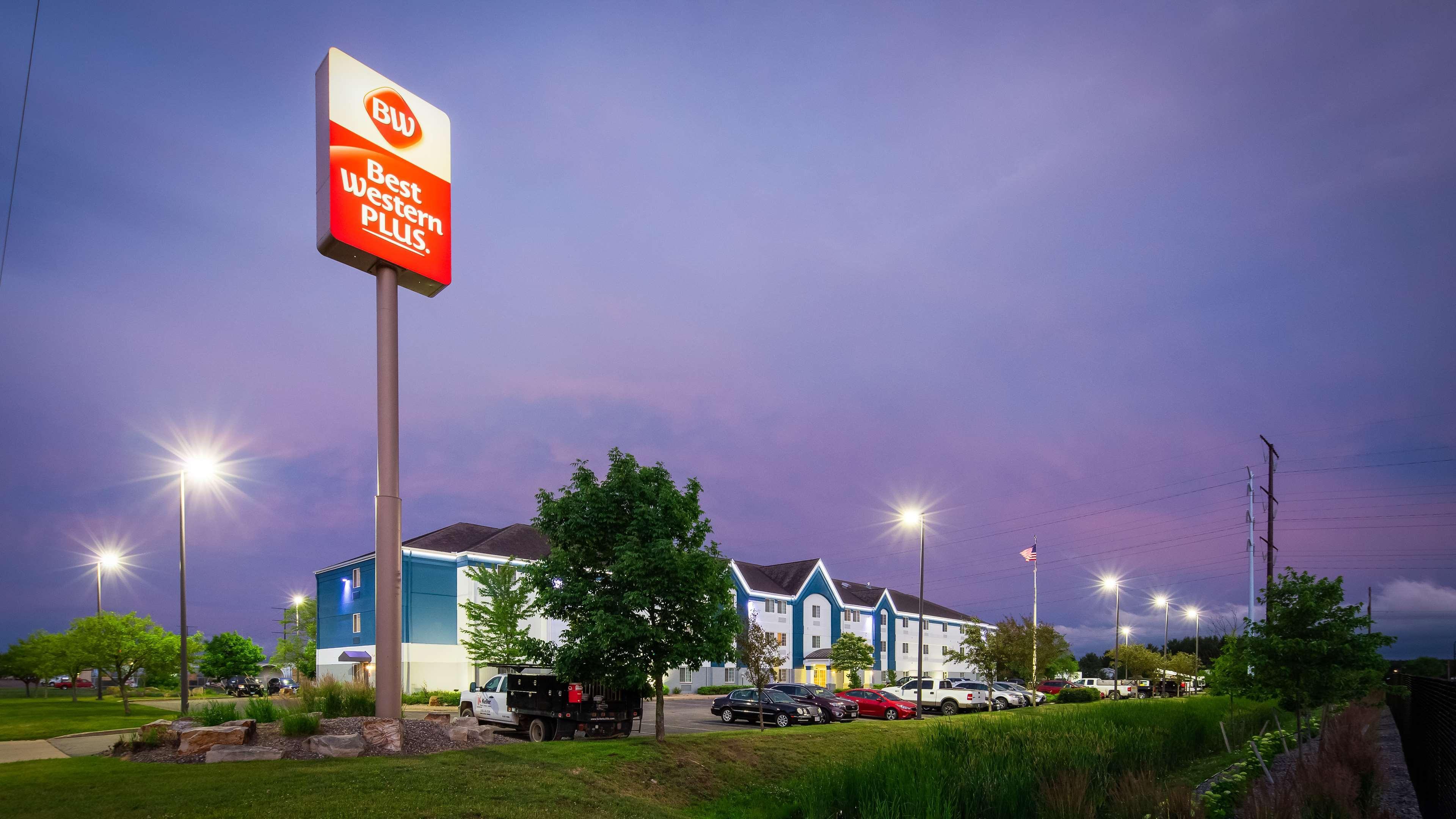 Best Western Plus Wausau-Rothschild Hotel Esterno foto