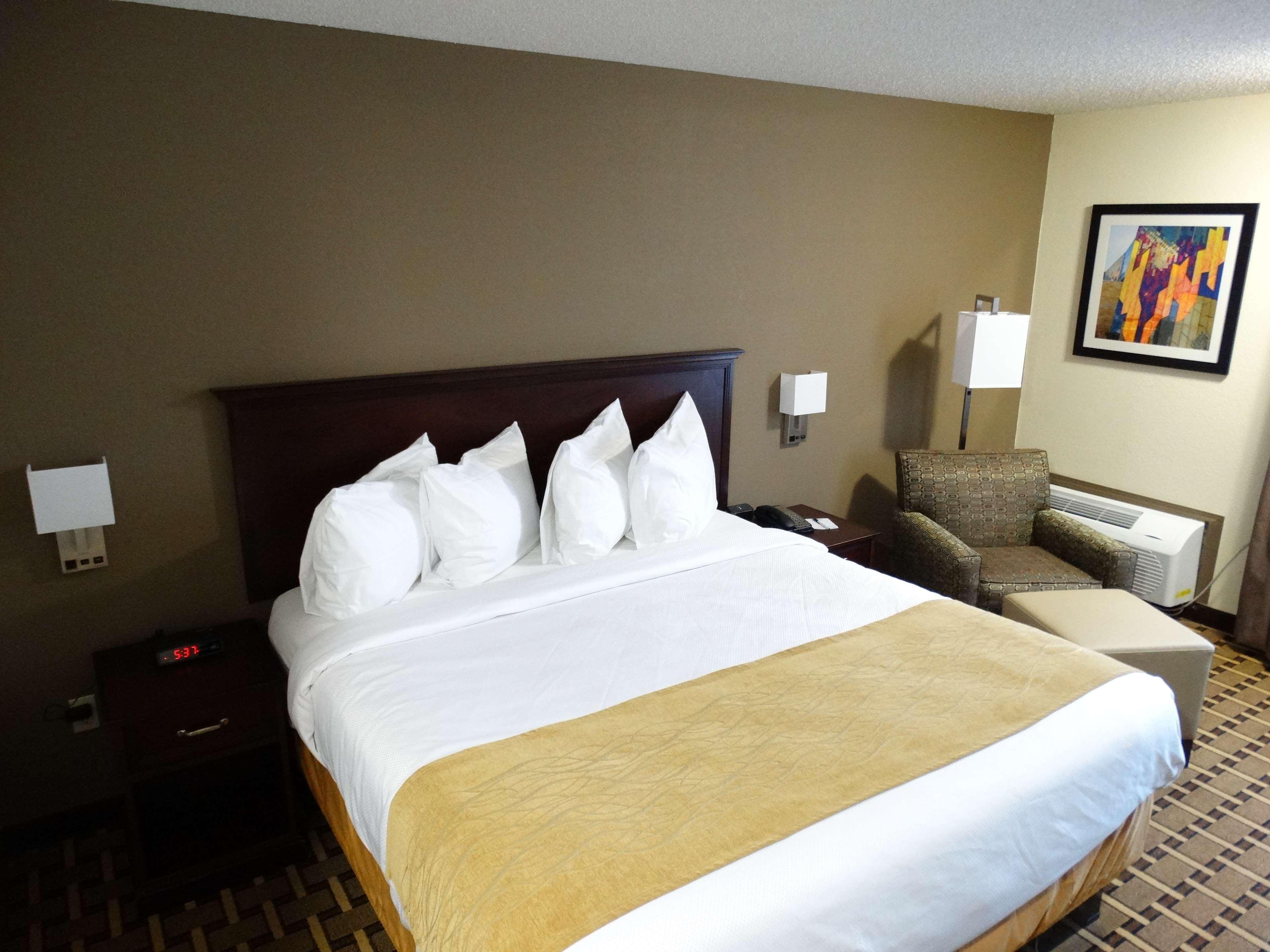 Best Western Plus Wausau-Rothschild Hotel Esterno foto
